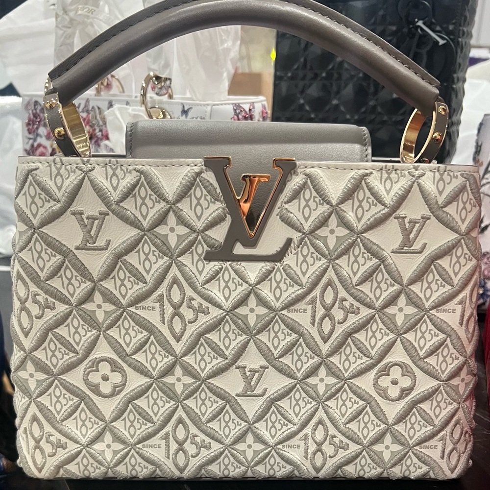 Louis Vuitton Capucines M46042 BB 1854 Leather Bag With OG Box & Dust Bag